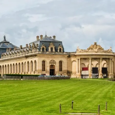 Le Petit Hameau De - 4 Pers Chic Et Charme Au Coeur De - Classe 3 Etoiles Apartment